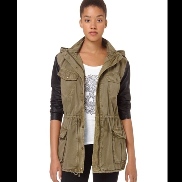 𝅺aritzia Balfour Jacket - Picture 2 of 7
